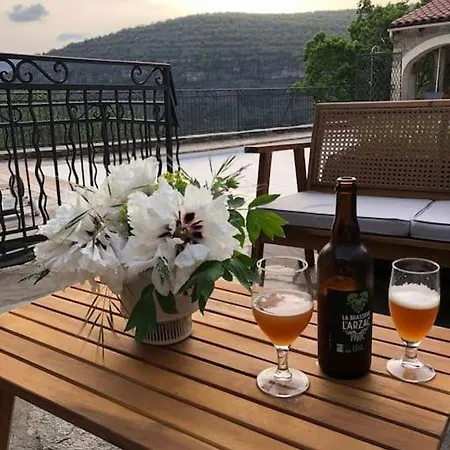Chez Cyrielle Et Nicolas Pensión Saint-Rome-de-Tarn